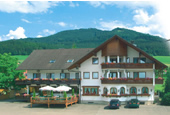 Hotel- Gasthof B&auml;ren, Winden/Elztal bei Freiburg. Der Spezialist f&uuml;r Gruppenreisen im Schwarzwald. Ideal f&uuml;r Vereine und Busunternehmen. Schwarzwaldgasth&ouml;fe, Ihre Gruppenhotels im Schwarzwald in bester Lage. Sehr preiswerte Pauschalprogramme f&uuml;r Gruppen aller Arten.  Gruppenhotels im Schwarzwald; Gruppenreisen in den Schwarzwald; Vereinsreisen in den Schwarzwald; Seniorenreisen in den Schwarzwald 
